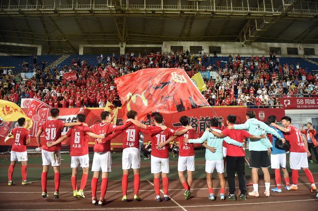 神户后卫：我没有被费利佩完全压制；我们在主场本应该争胜的