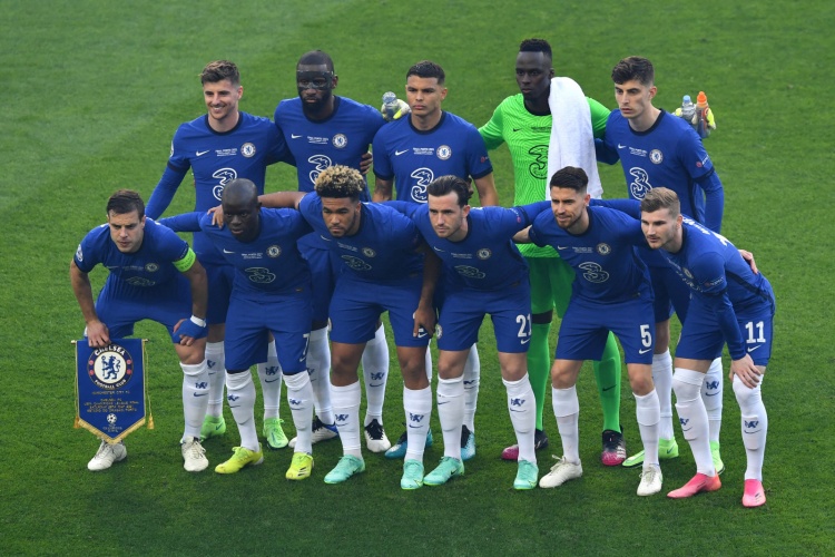 罗马诺：迪萨西已经被推荐给巴萨，巴萨也在关注塞内西（罗马诺：巴萨获荐迪萨西，同时关注塞内西）