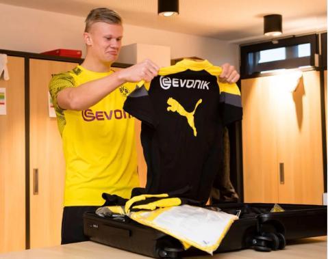 BBC：阿莫林、斯洛特与埃迪·豪为英超受网络辱骂最多主帅（BBC：阿莫林、斯洛特、埃迪·豪成英超遭网暴最严重的主帅）