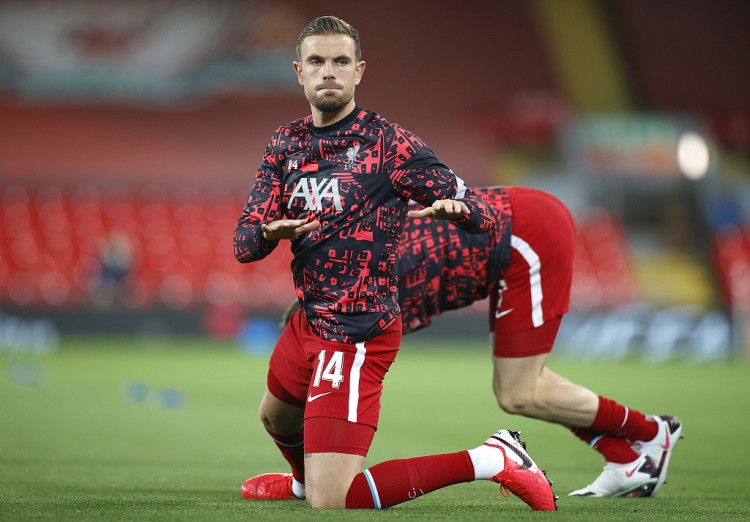 徐阳：邵佳一的融合与沟通能力强；希望更多年轻教练挺身而出