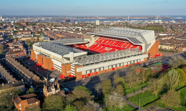 梅西：布斯克茨的退役我们之前讨论过，阿尔巴退役完全是晴天霹雳