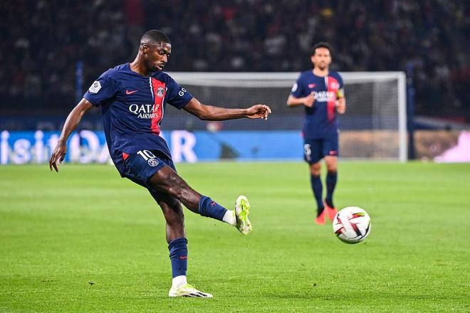 足球国足训练强度升级，体能教练参与指挥（国足训练强度加码，体能教练亲自指挥）