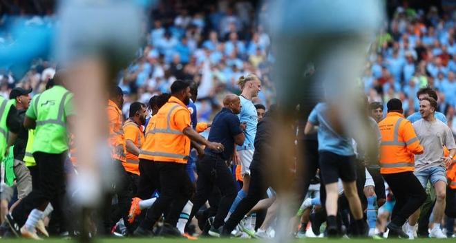 北京时间12月10日晚18：00，亚冠精英联赛东亚区小组赛将迎来一场决定出线命运的关键对决。