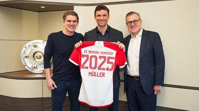 伤愈复出那一刻全场起立鼓掌