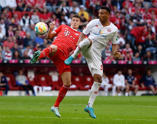 曼城德布劳内助攻斯特林破门