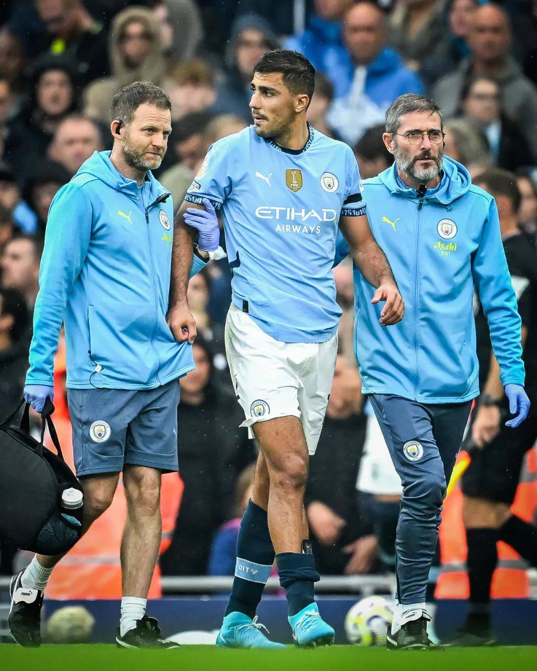 带队8场仅1胜！斯基拉：佛罗伦萨准备给瓦诺利最后一次机会（斯基拉：佛罗伦萨或将给瓦诺利最后机会，带队8战仅1胜）