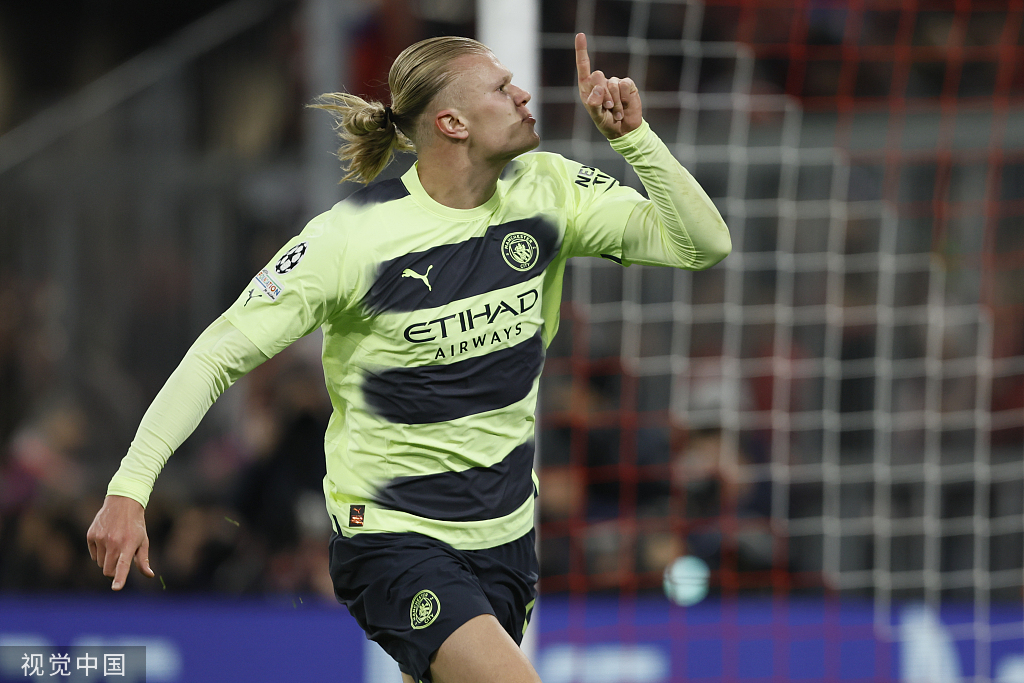 英超多位月最佳主帅陷入困顿，分析豪门爆冷场次增加的主因（英超多名月度最佳教头陷入低谷，豪门冷门频发的主因解析）