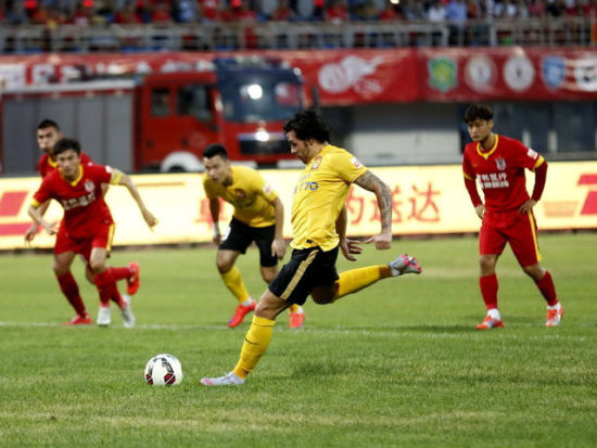 3场贡献6球1助攻，路易斯-布冯再次代表捷克U19上演帽子戏法