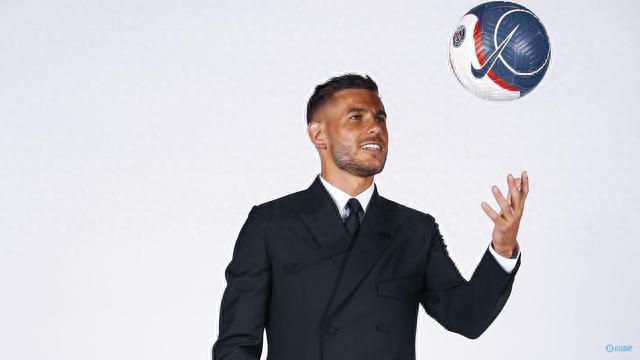 沃尔夫斯堡vs勒沃库森：马耶尔、阿诺德首发，希克、格里马尔多出战