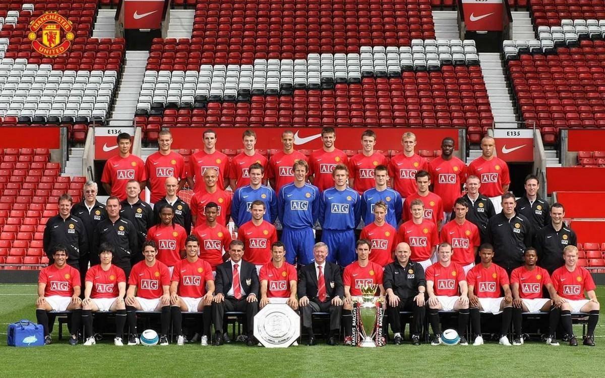 每体：杰拉德·马丁在左中卫上的表现，比其当左后卫时更亮眼